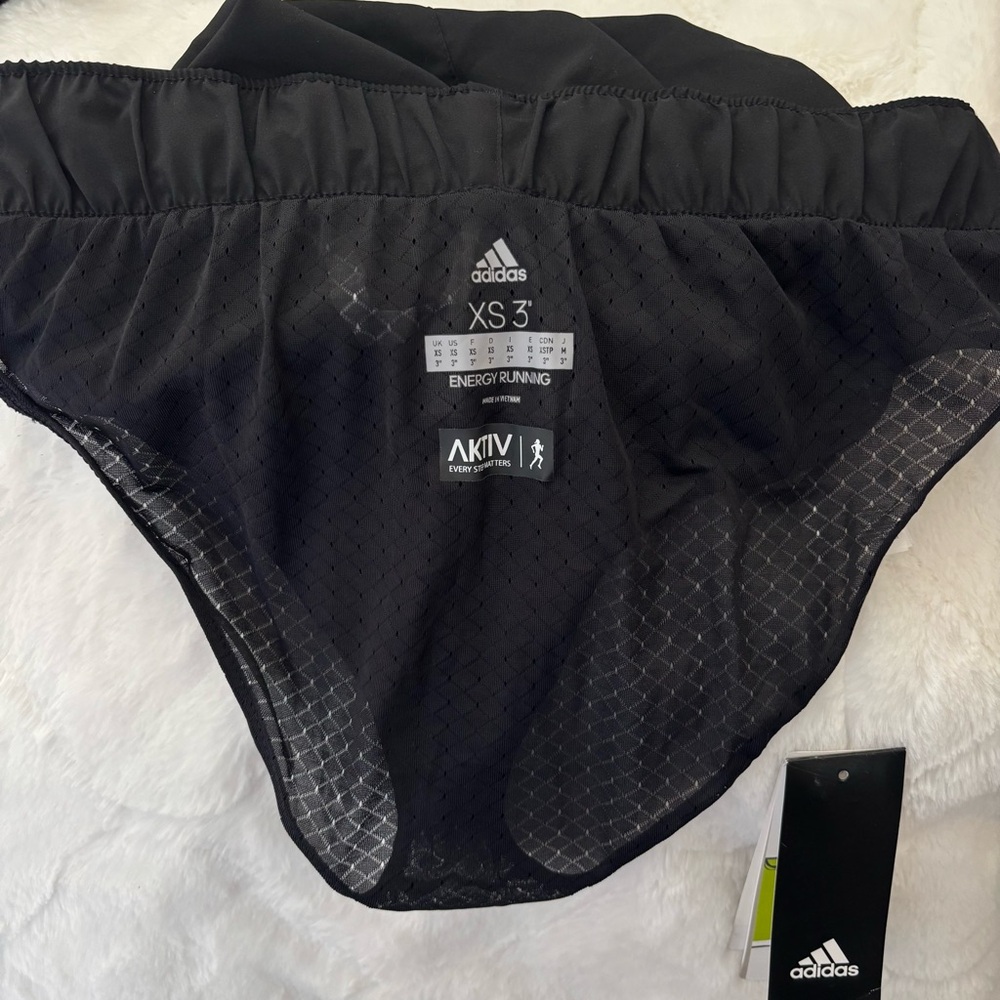 Adidas M10 Icon Woven Shorts 3” Inseam Size XS NEW Black White Running Active - Picture 7 of 15